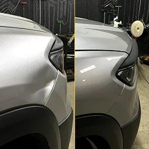 Antes e depois de amassado na lateral traseira de SUV prata reparado sem pintura